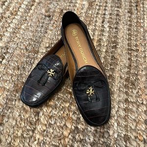 Never Worn Tory Burch Convertible Loafers